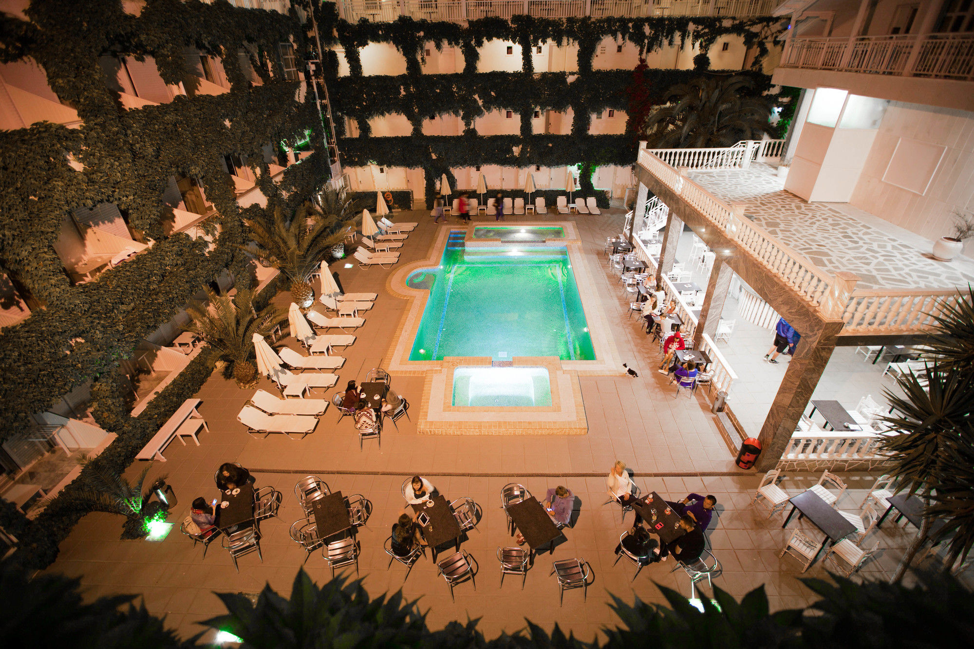 Olympic Kosma Hotel ฮานิโอติ ภายนอก รูปภาพ