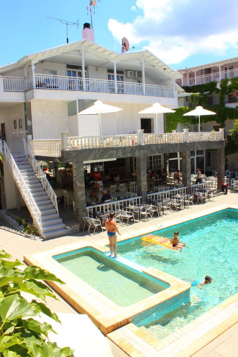 Olympic Kosma Hotel ฮานิโอติ ภายนอก รูปภาพ